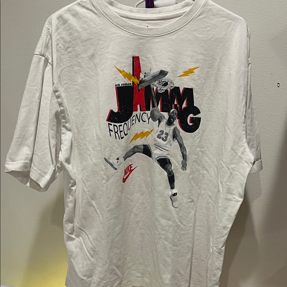 Nike Air Jordan White Jammin' Frequency Tee